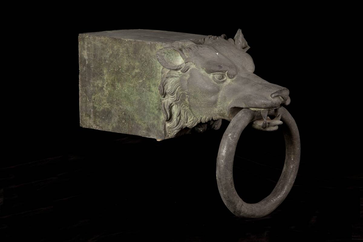 Bronze copy of wolf-head protome from Nemi ships