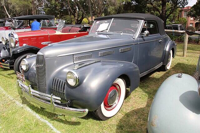 1940_LaSalle_Series_50_Convertible_(44809853495)