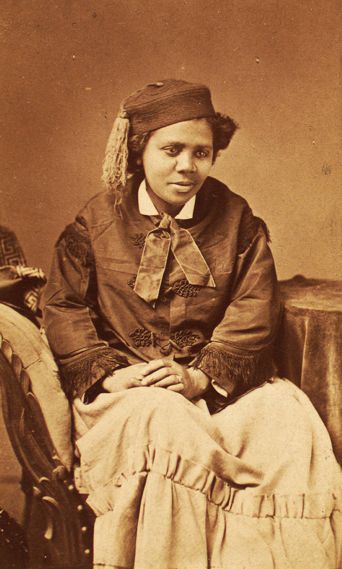 E. Lewis. Sculptor