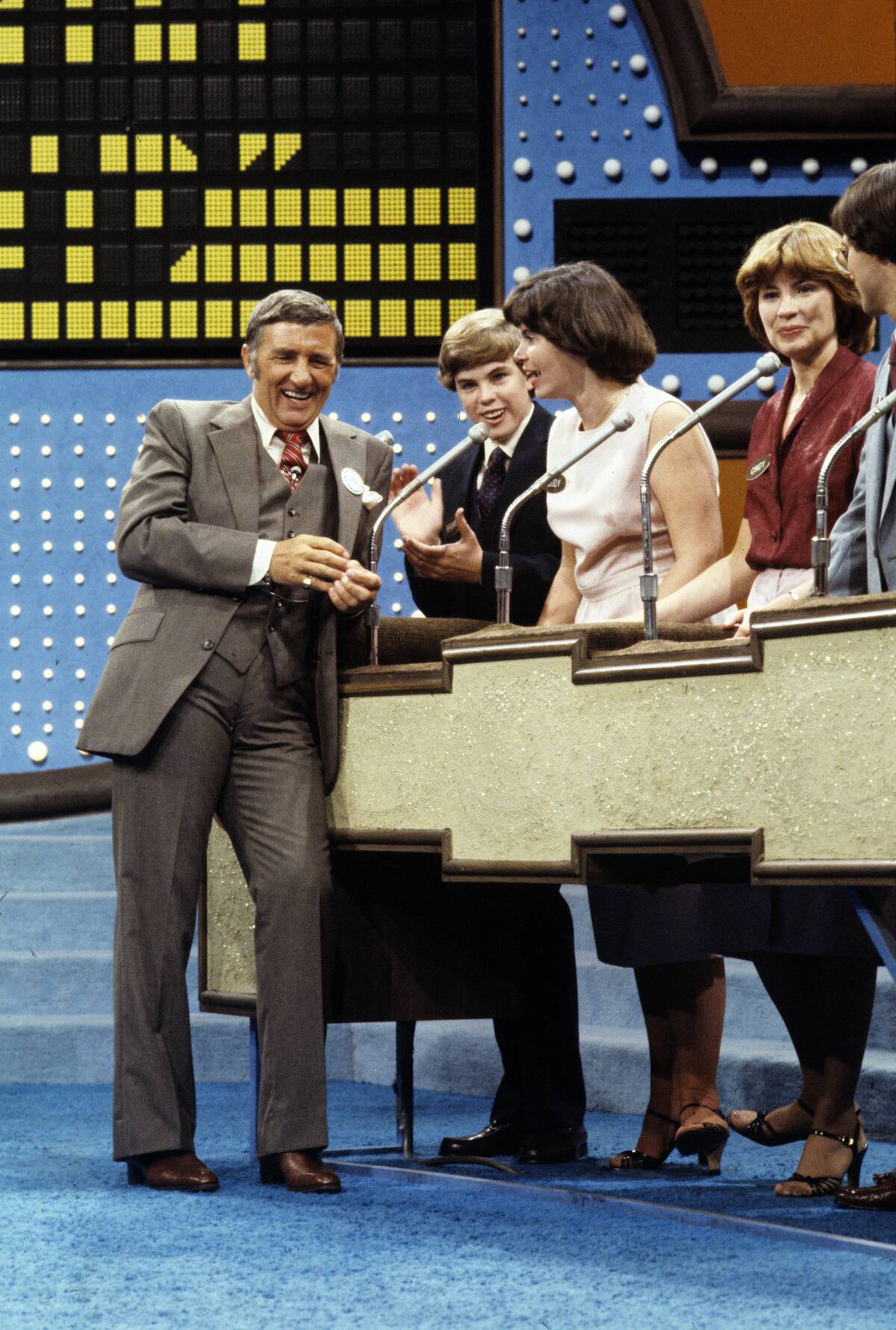 FAMILY FEUD