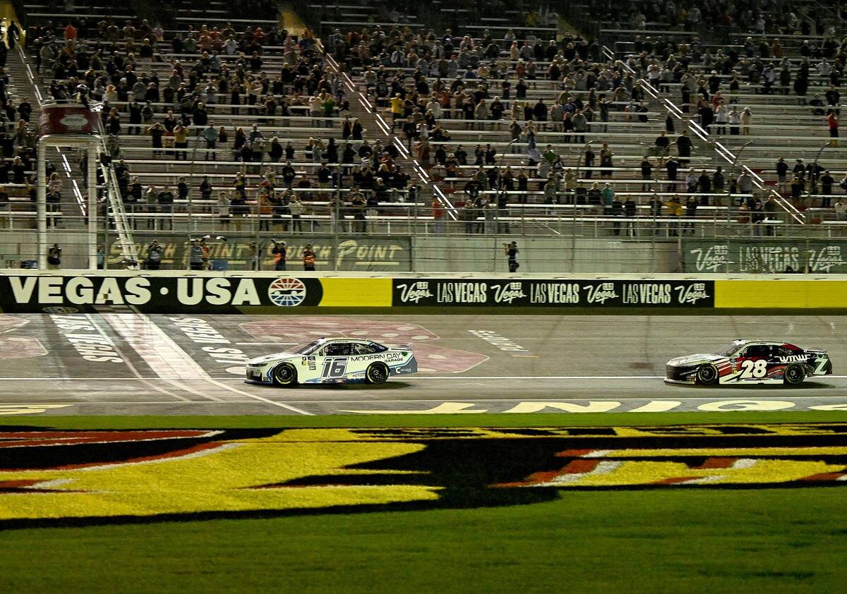 AUTO: OCT 19 NASCAR Xfinity Series Ambetter Health 302