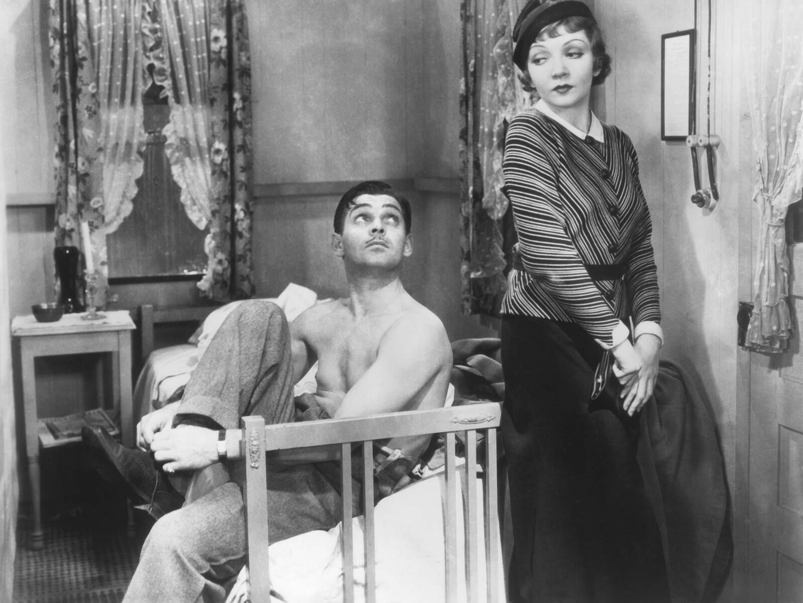 Gable & Colbert in 'It Happened One Night'