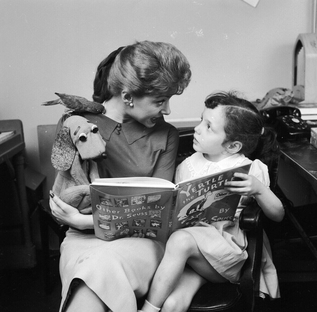 Reading With Shari