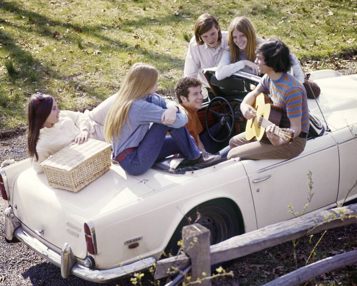 1960s Group 6 Stylish