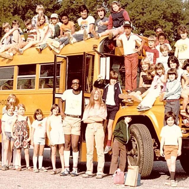 1979-my-middle-school-bus-driver-was-the-coolest-v0-9e19u1e15xse1