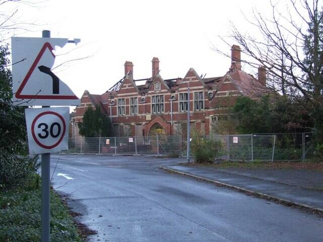 Hellingly_Hospital_ geograph.org.uk_-_302905