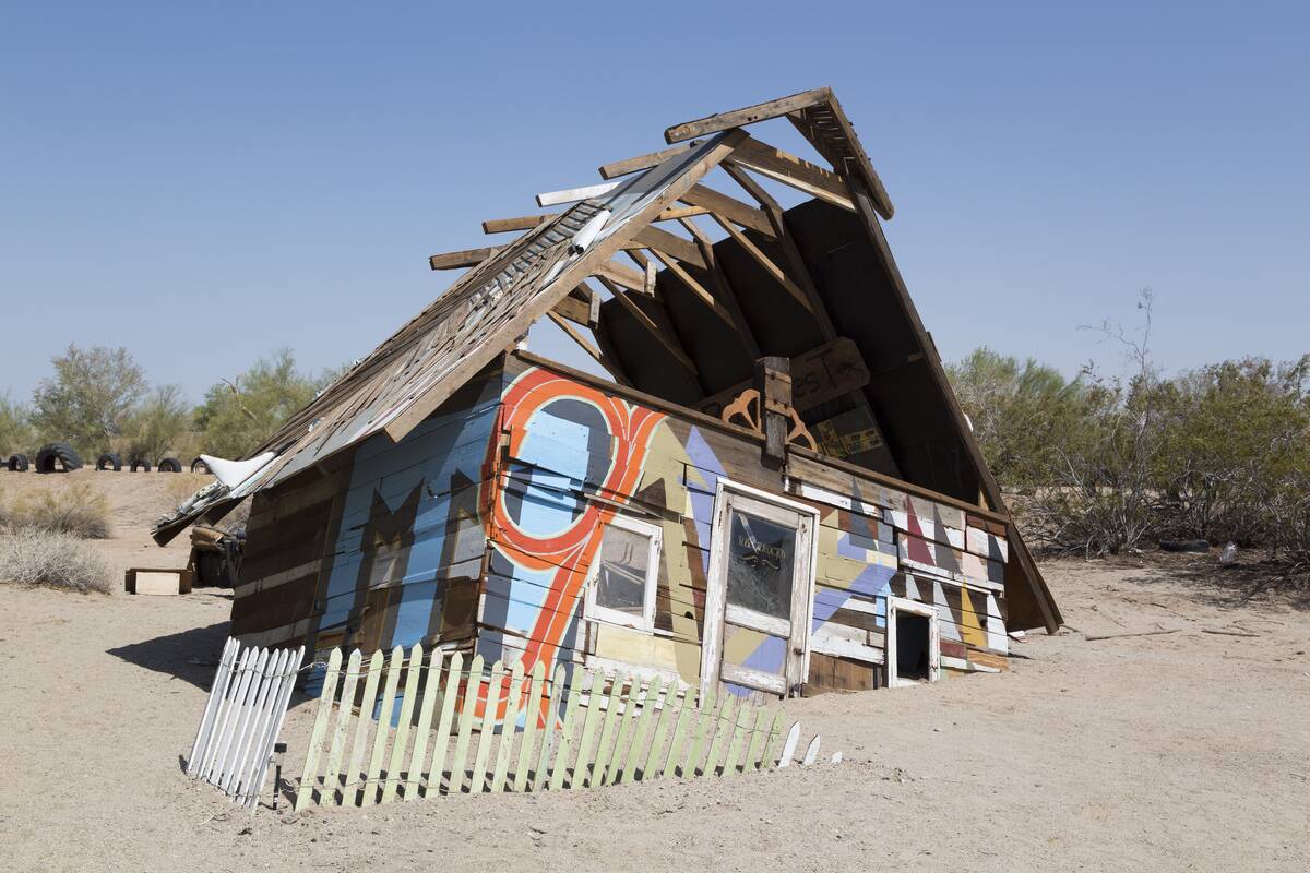 East Jesus is an experimental, habitable, extensible artwork in progress since 2006. Slab City, Cali