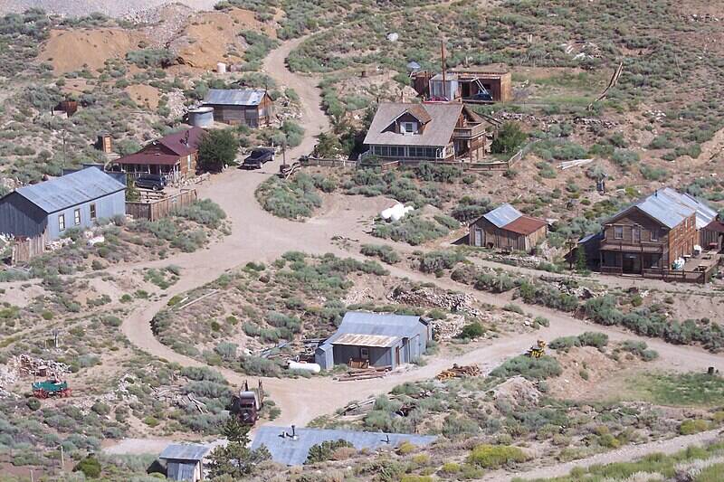 Cerro_Gordo_ghost_town,_Keeler,_California,_US_(5412117469)