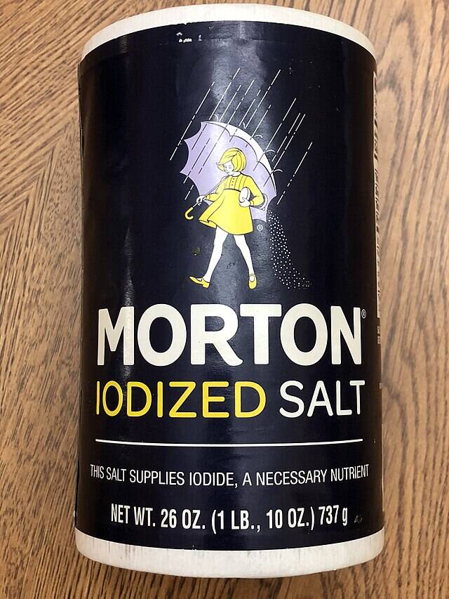 2020-10-08_14_18_22_A_container_of_Morton_Iodized_Salt_in_the_Franklin_Farm_section_of_Oak_Hill,_Fairfax_County,_Virginia