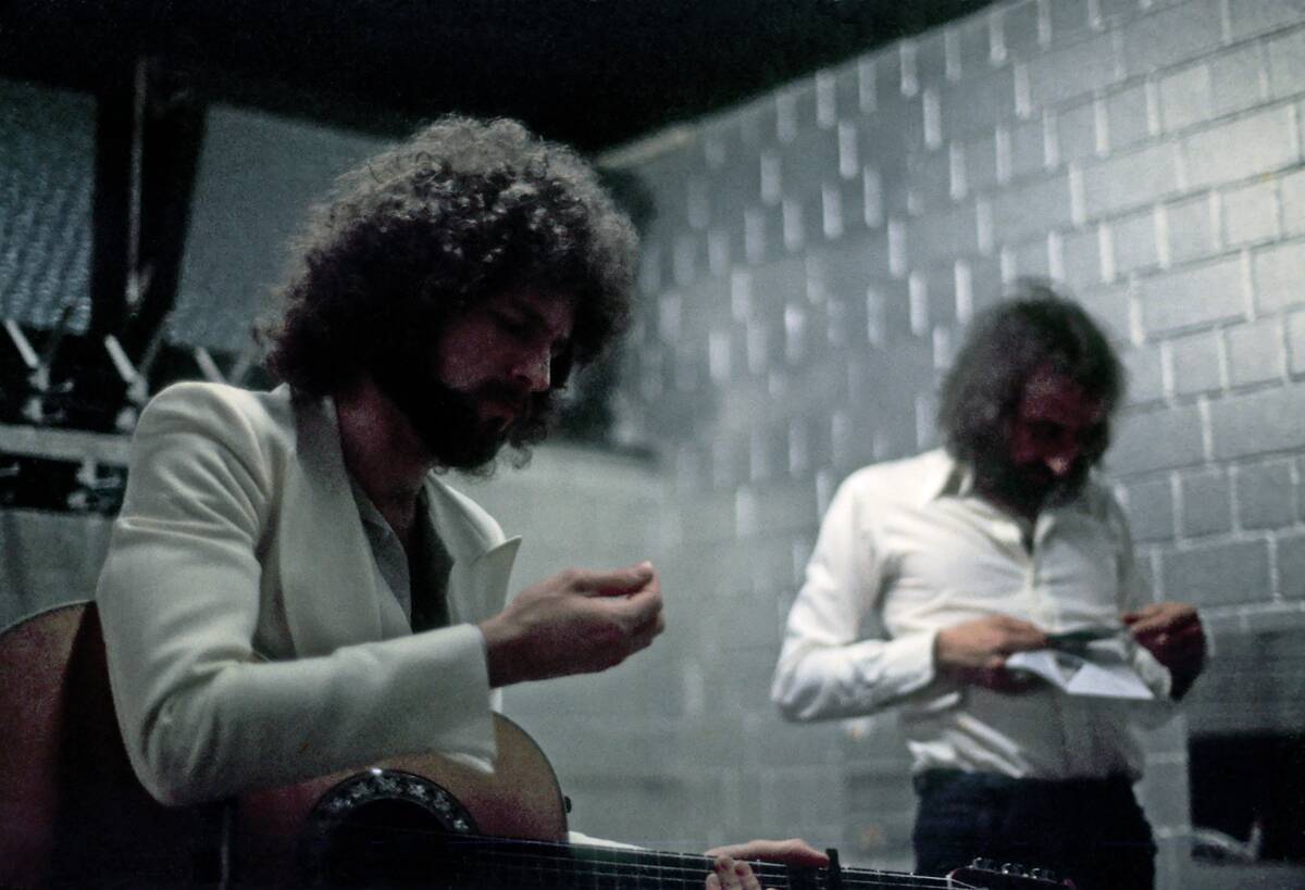 Fleetwood Mac Backstage