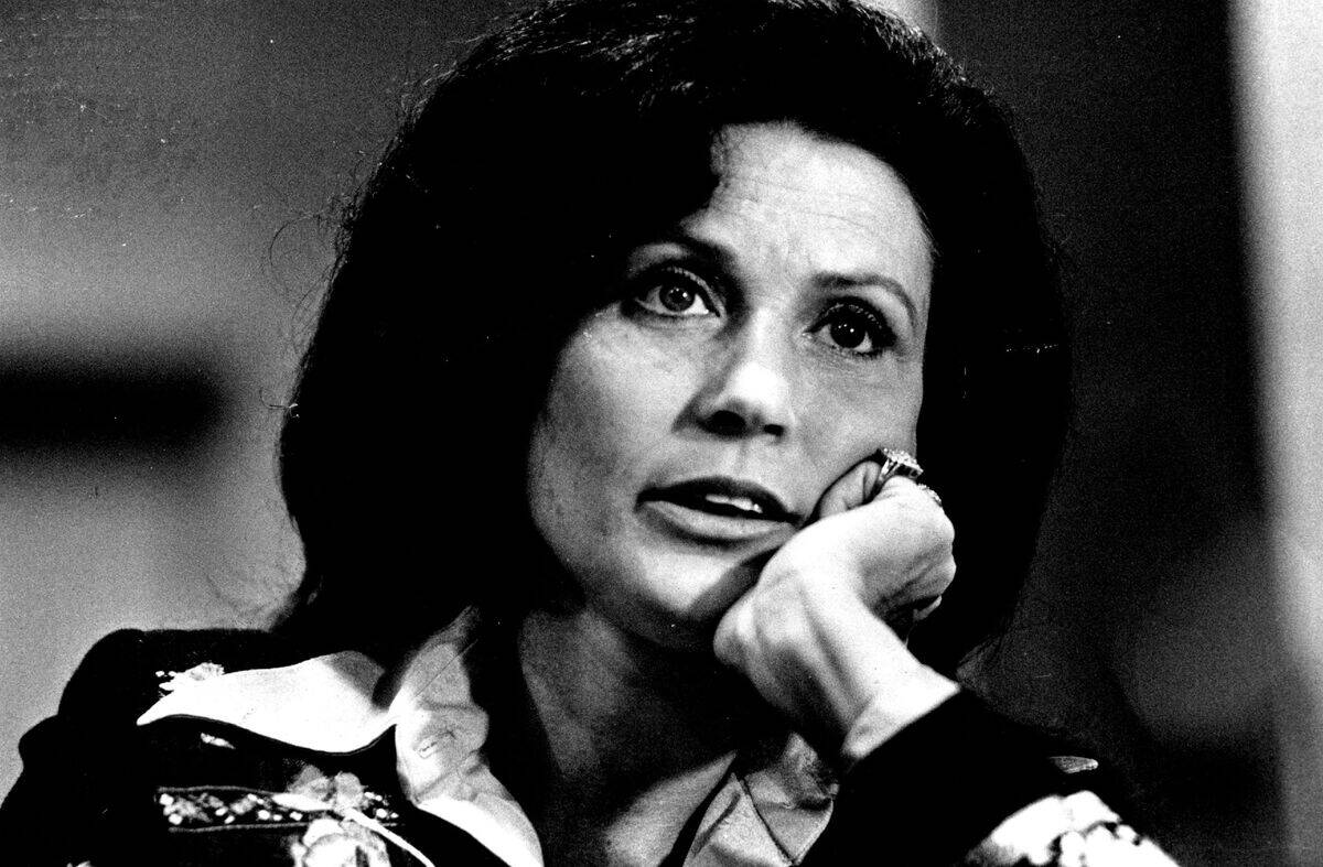 Loretta Lynn, April 1976, by Tom Sweeney, Minneapolis Star