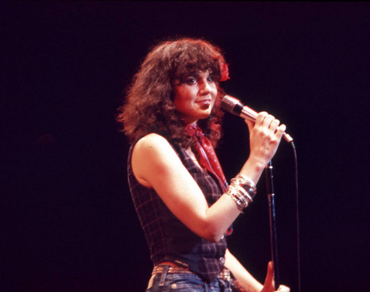 Photo of Linda Ronstadt