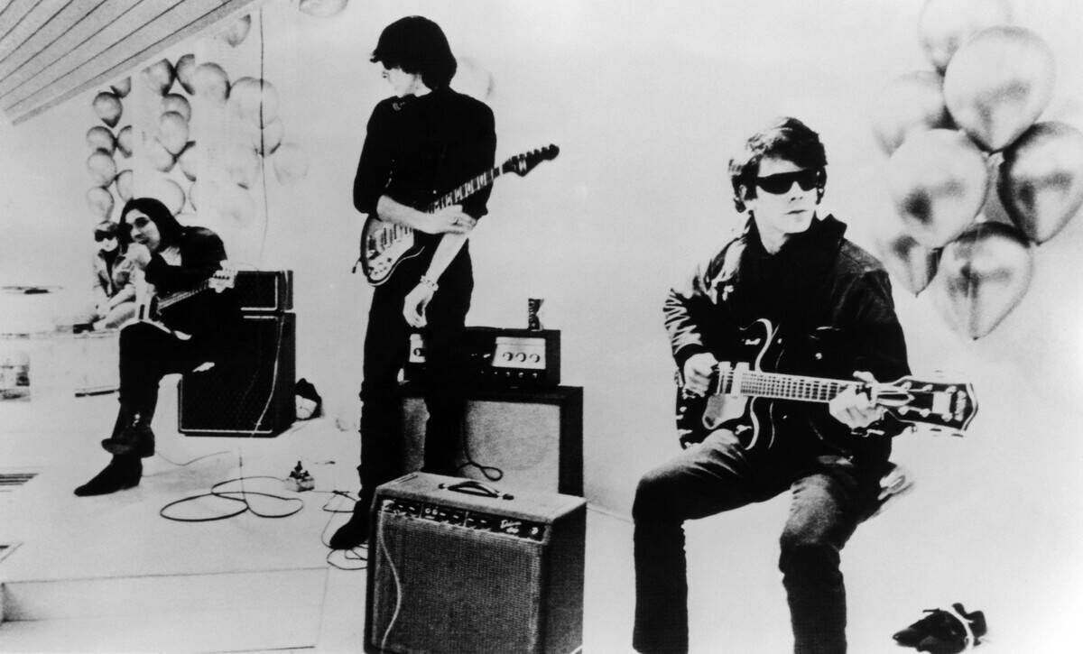 Photo of Lou REED and John CALE and VELVET UNDERGROUND