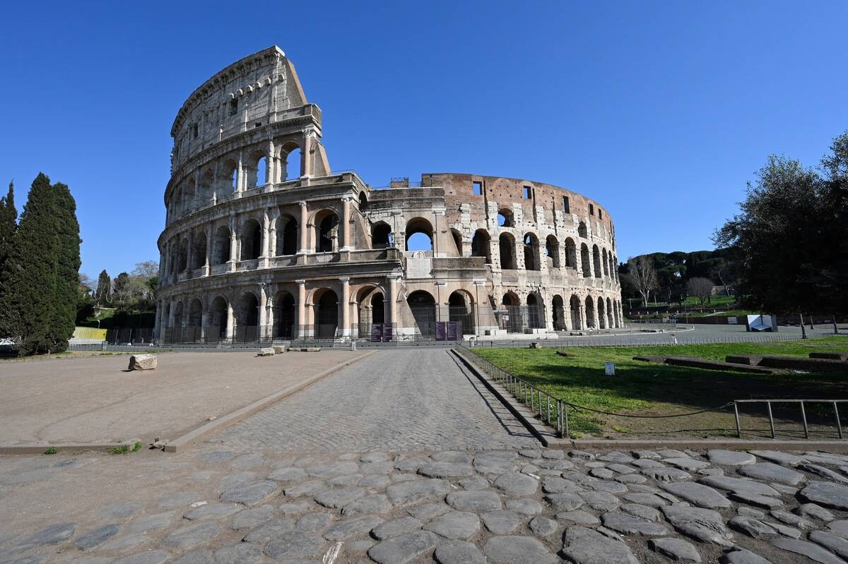 TOPSHOT-ITALY-HEALTH-VIRUS