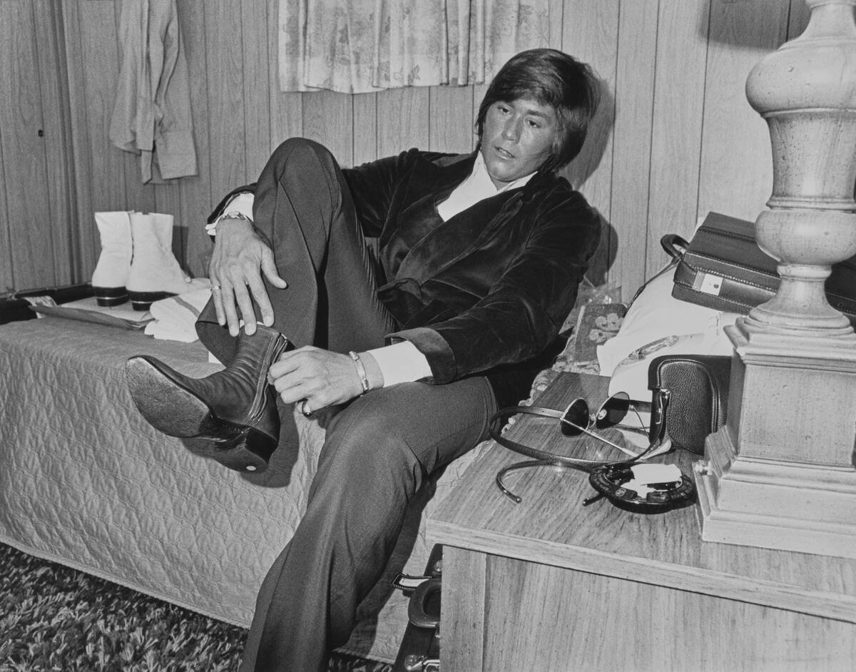 Wayne Newton, American Singer & Actor