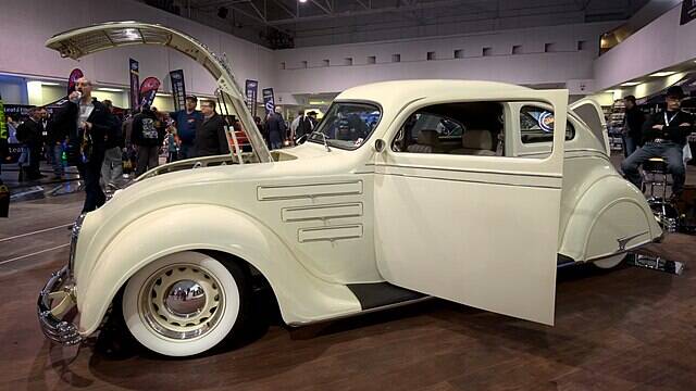 1934_Chrysler_Airflow_(47287747952)