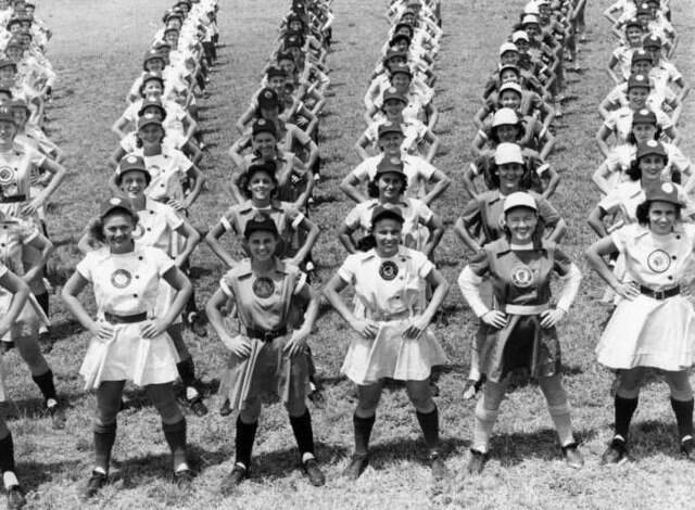 640px-All_American_Girls_Professional_Baseball_League_members_performing_calisthenics