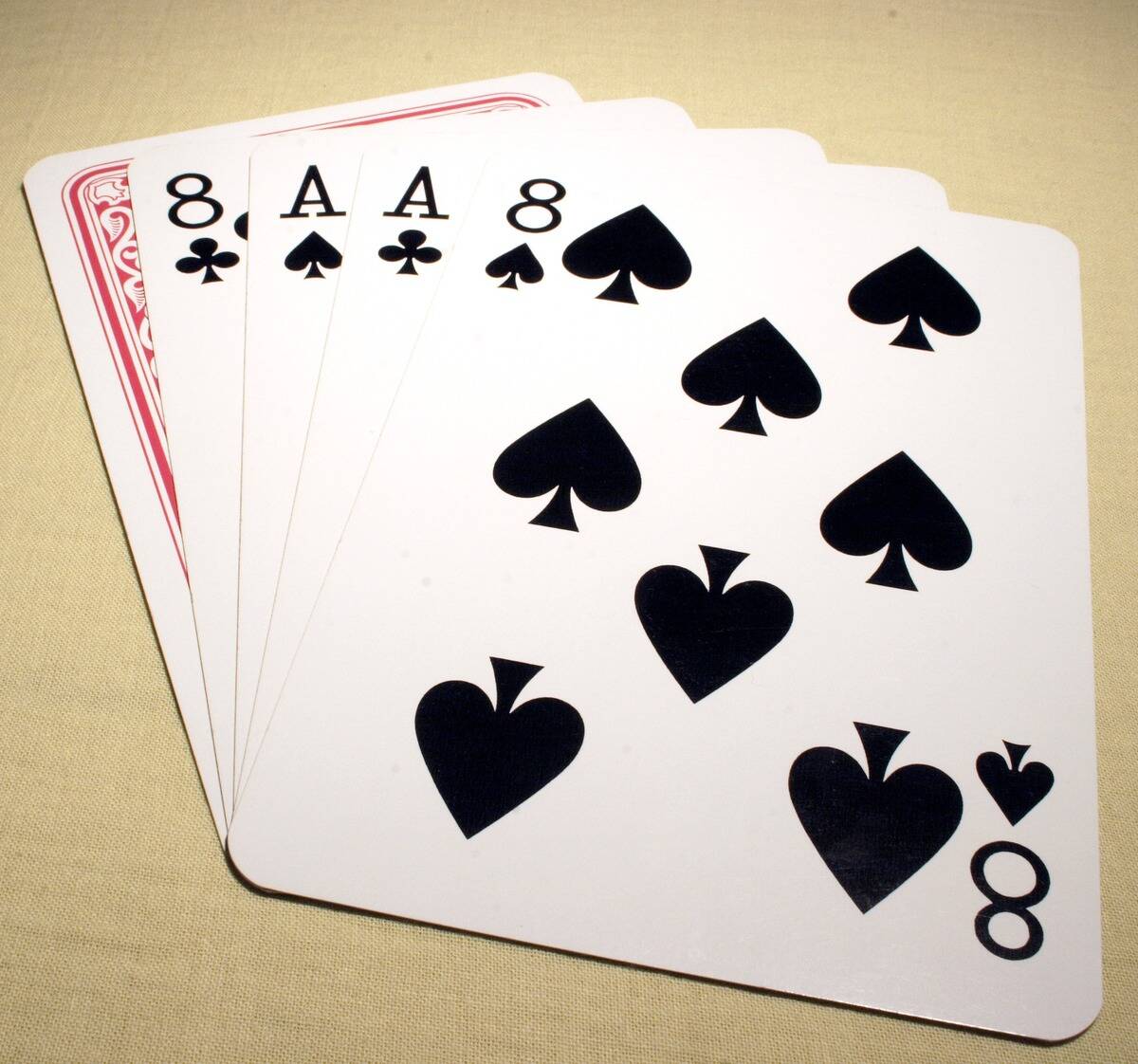 Dead_man's_hand