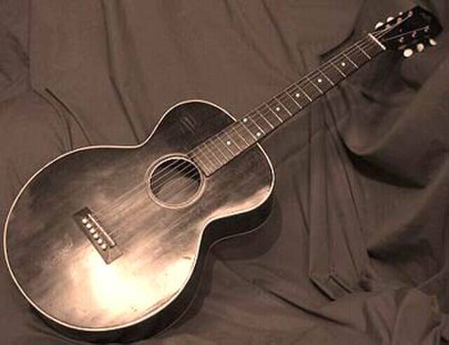 Robert-Johnson-Gibson_L1