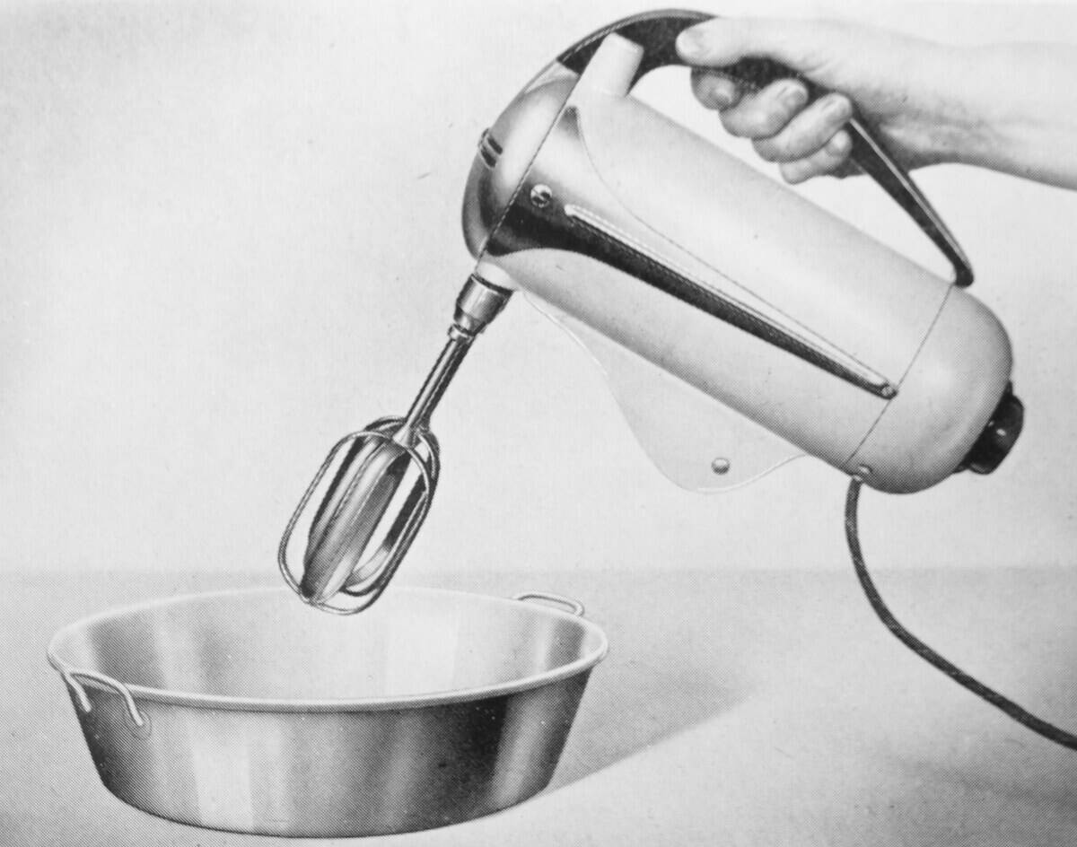 Advert for a hand held food mixer.
