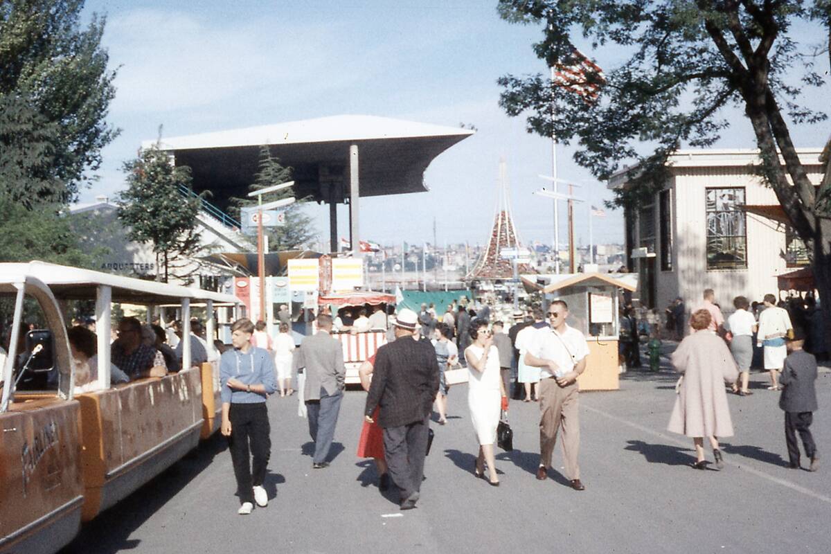 Fairliner People Mover
