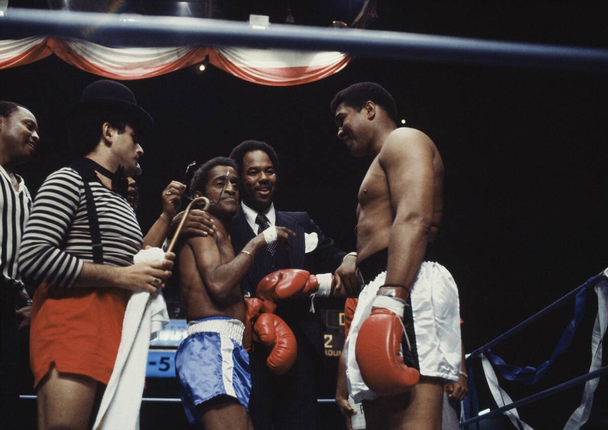 Sammy Davis Jr Against Muhammad Ali