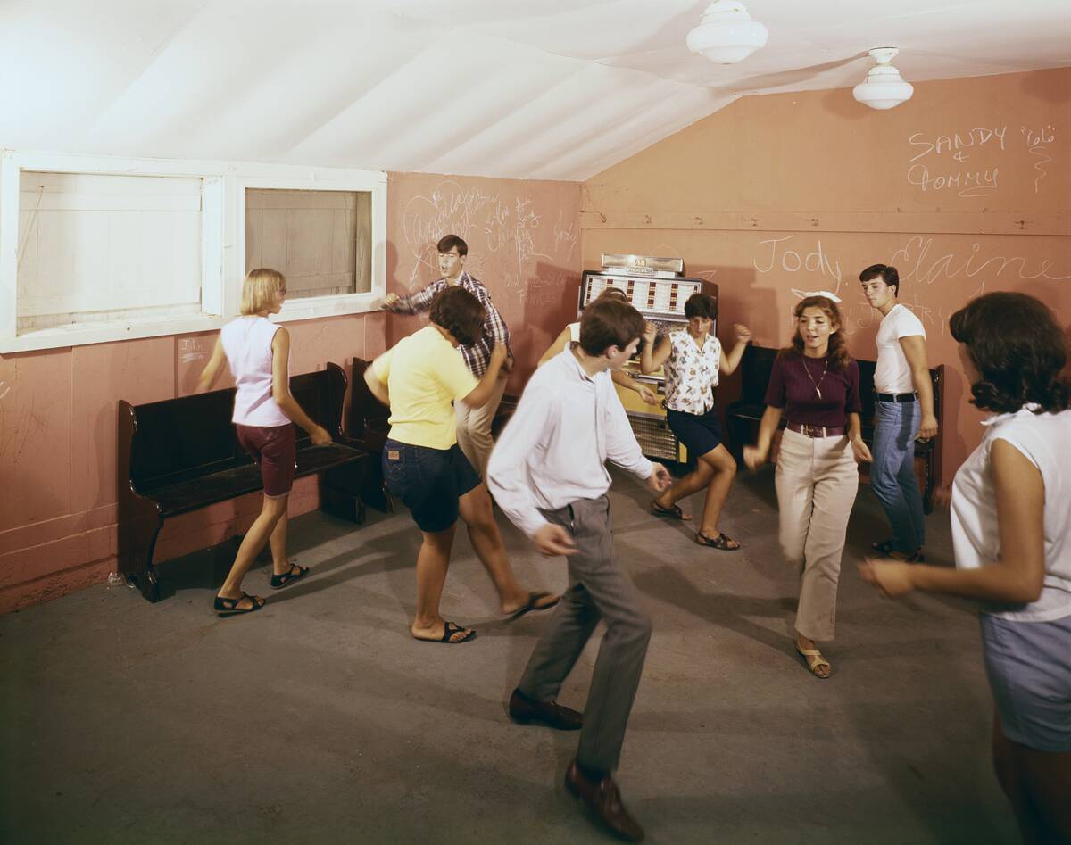 Teens Dancing at Louis Lake House
