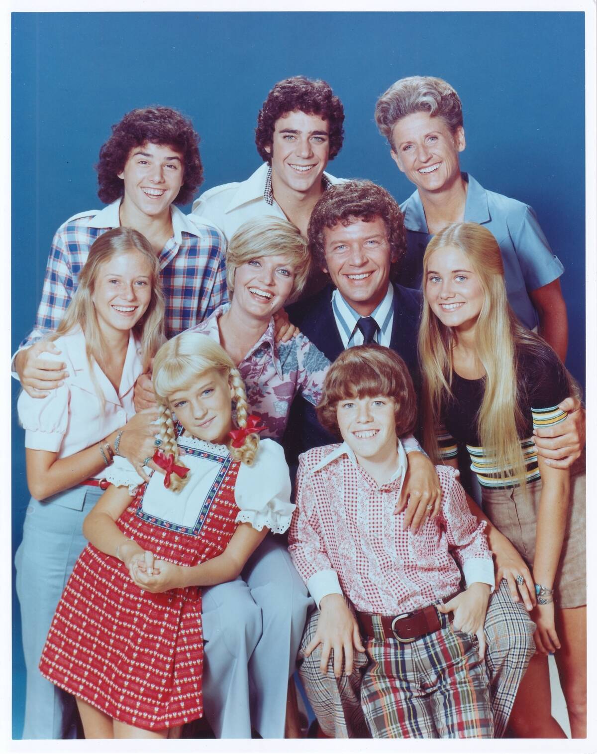 the-brady-bunch_NiA3HU