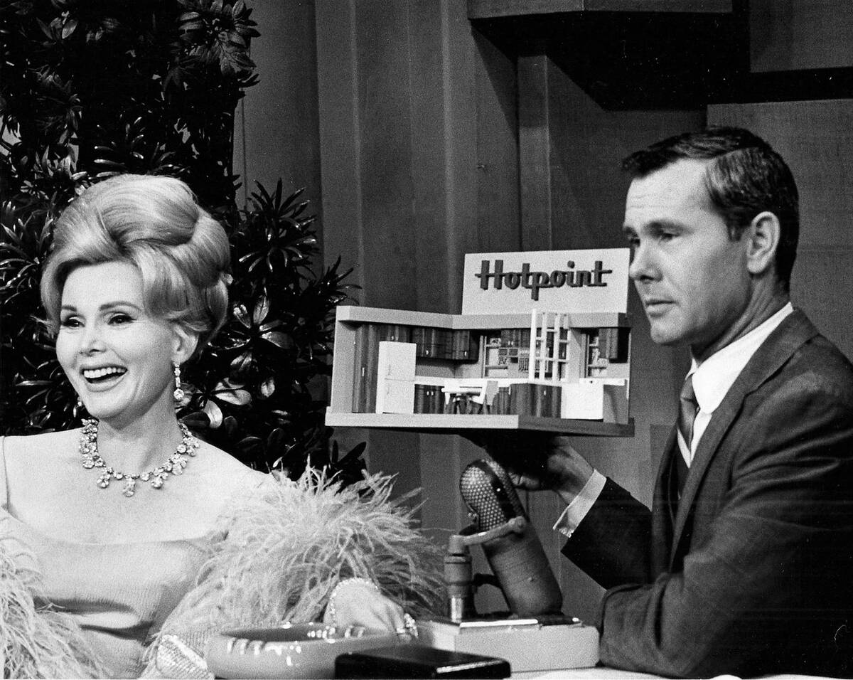 Zsa Zsa Gabor & Johnny Carson On 'The Tonight Show'