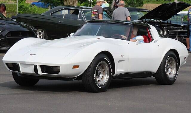 1979_Chevrolet_Corvette,_front_left,_06-01-2024