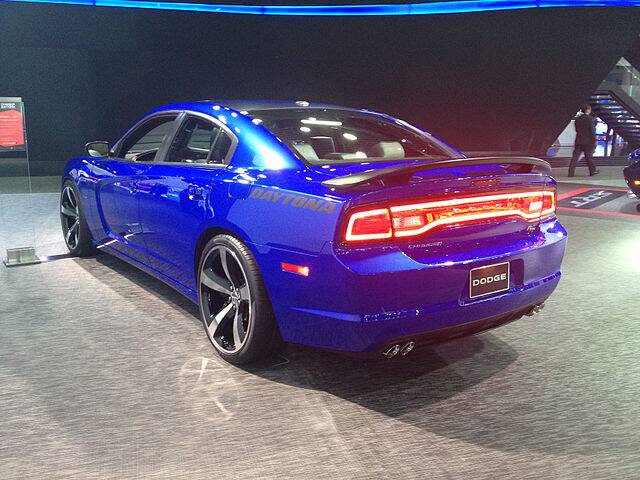 2013_Dodge_Charger_Daytona_(8404073714)