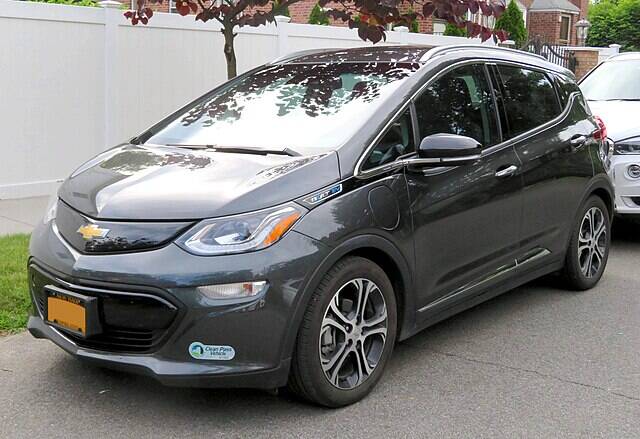 2017_Chevrolet_Bolt_EV_