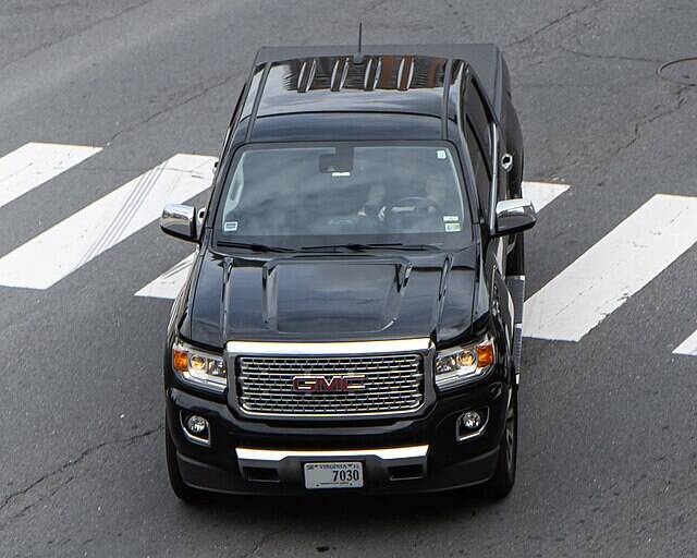GMC_Canyon_Denali_(RG)