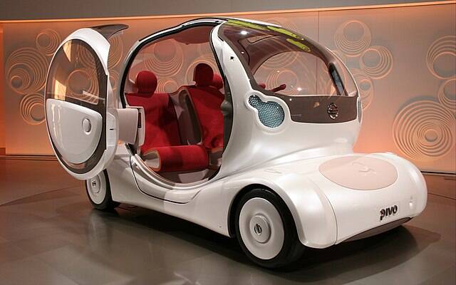 Nissan_Pivo_2005_TMS_1