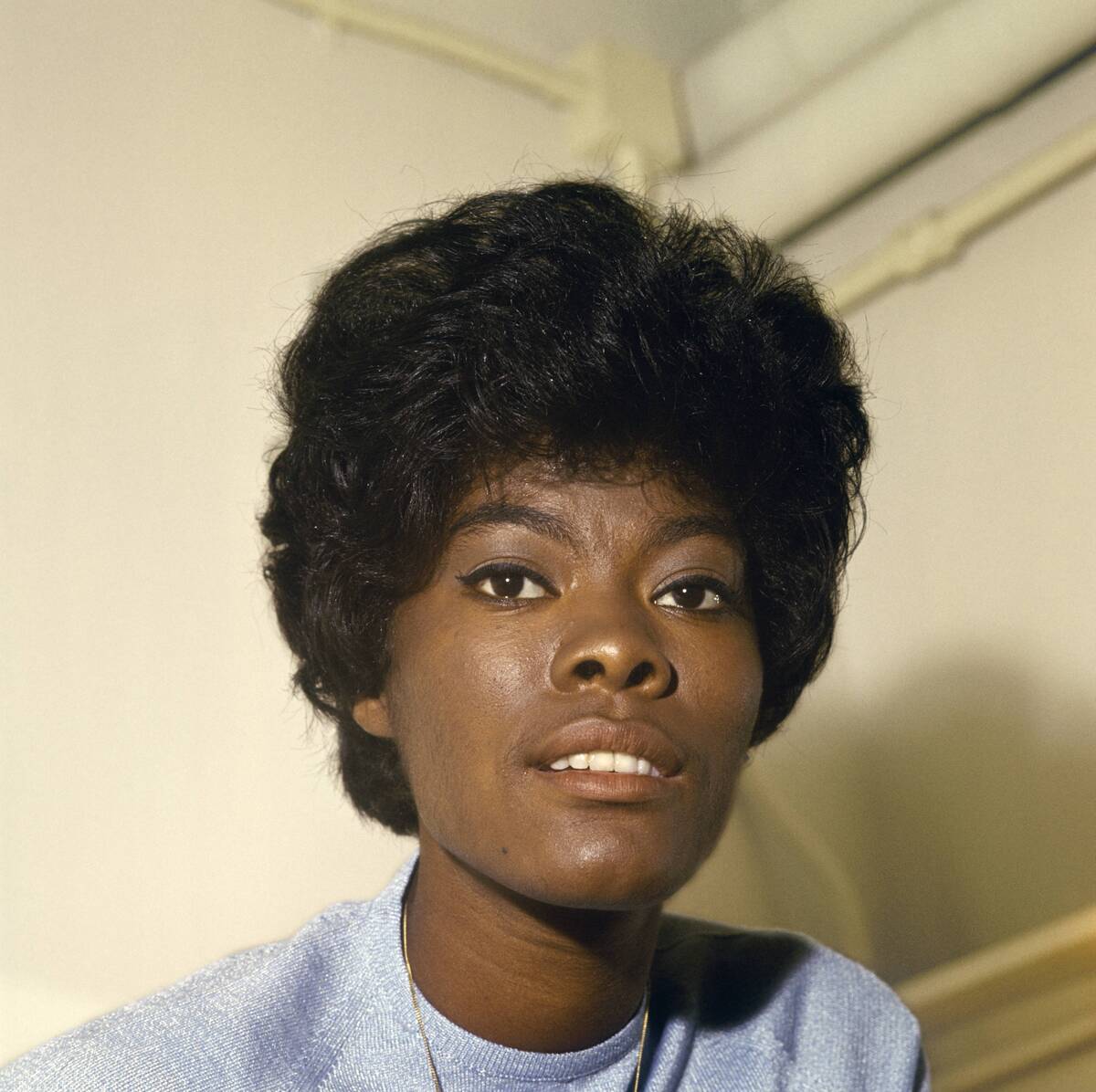 Dionne Warwick Backstage In 1968