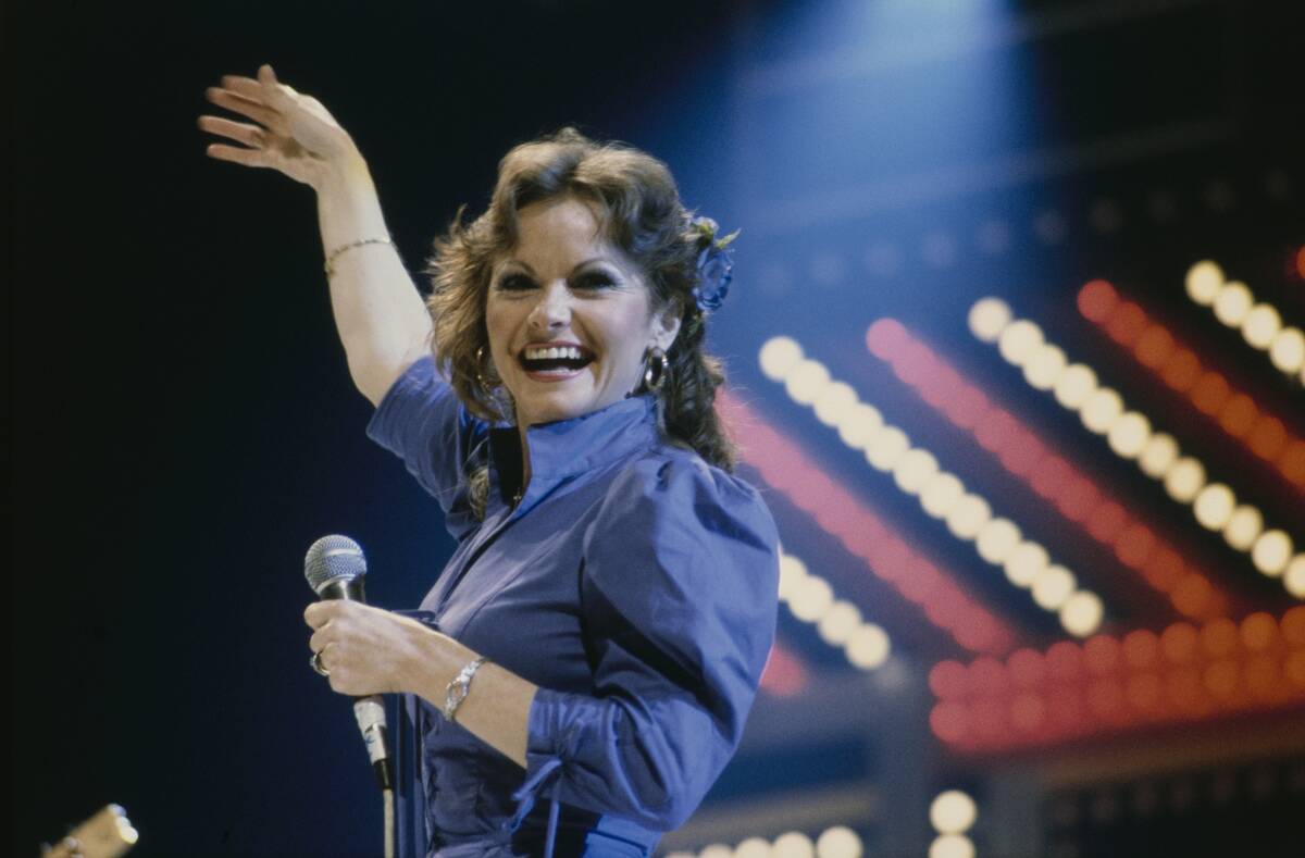 Jeannie C Riley