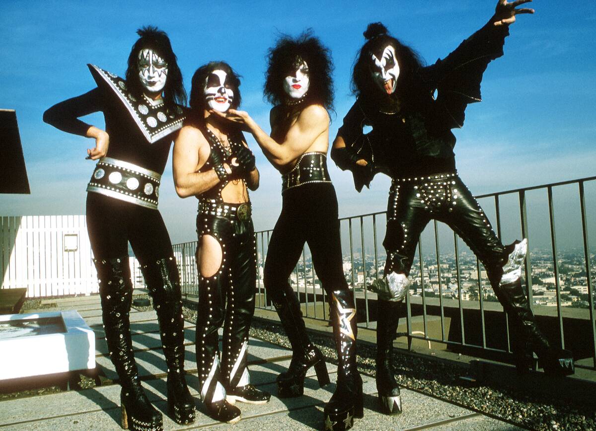 Kiss Portrait Session In LA