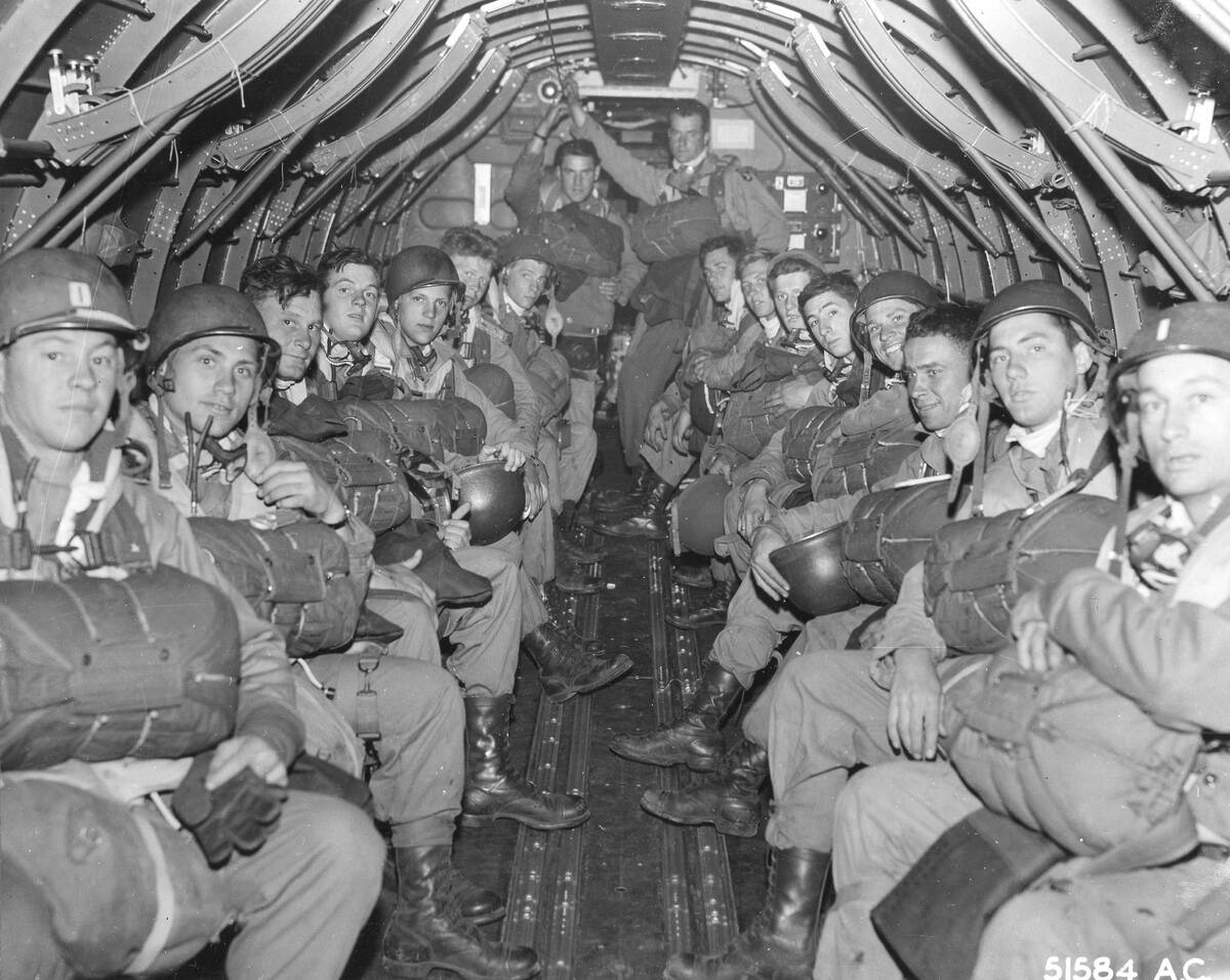 Paratroops On C-47 - D-Day