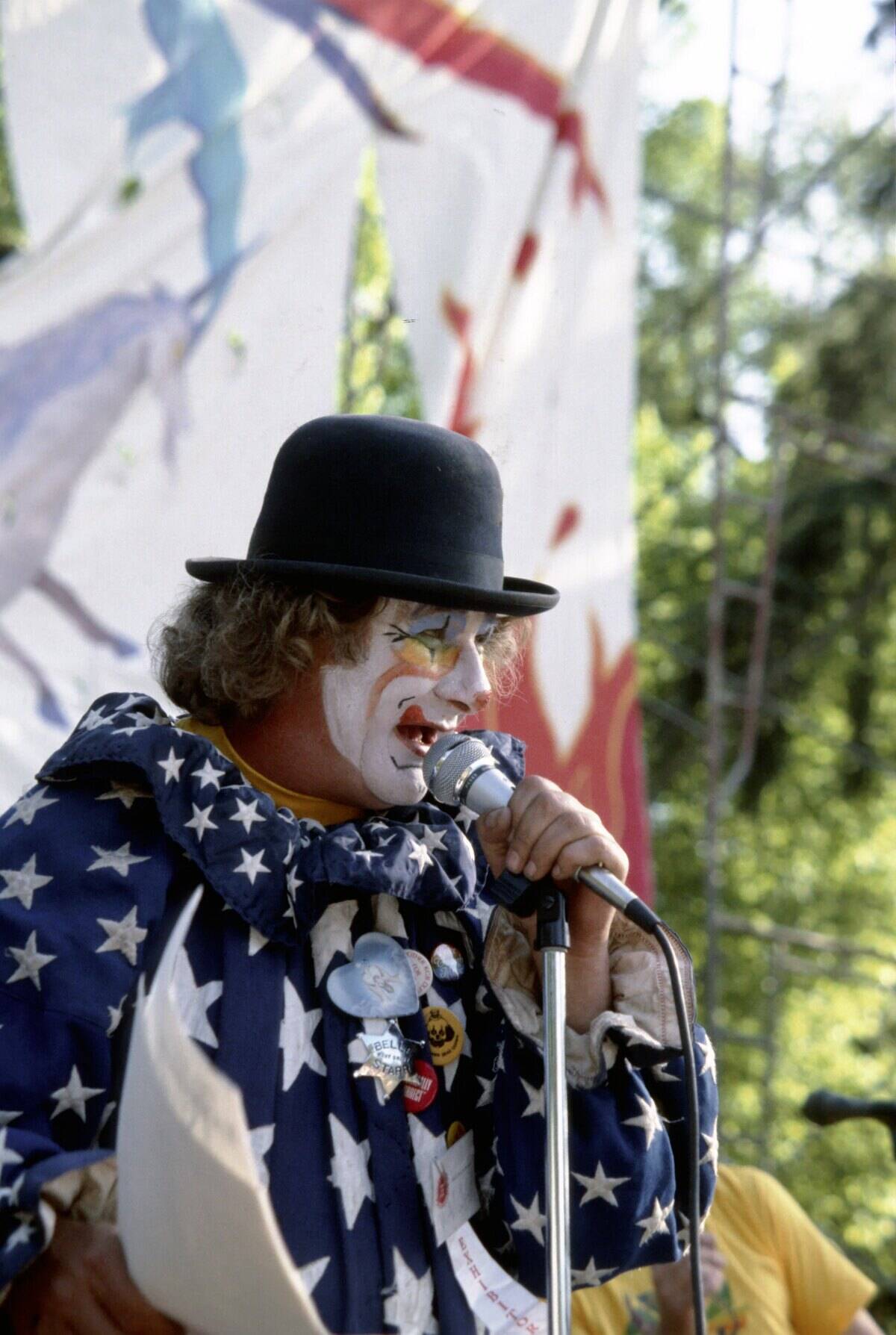 Photo of Wavy Gravy