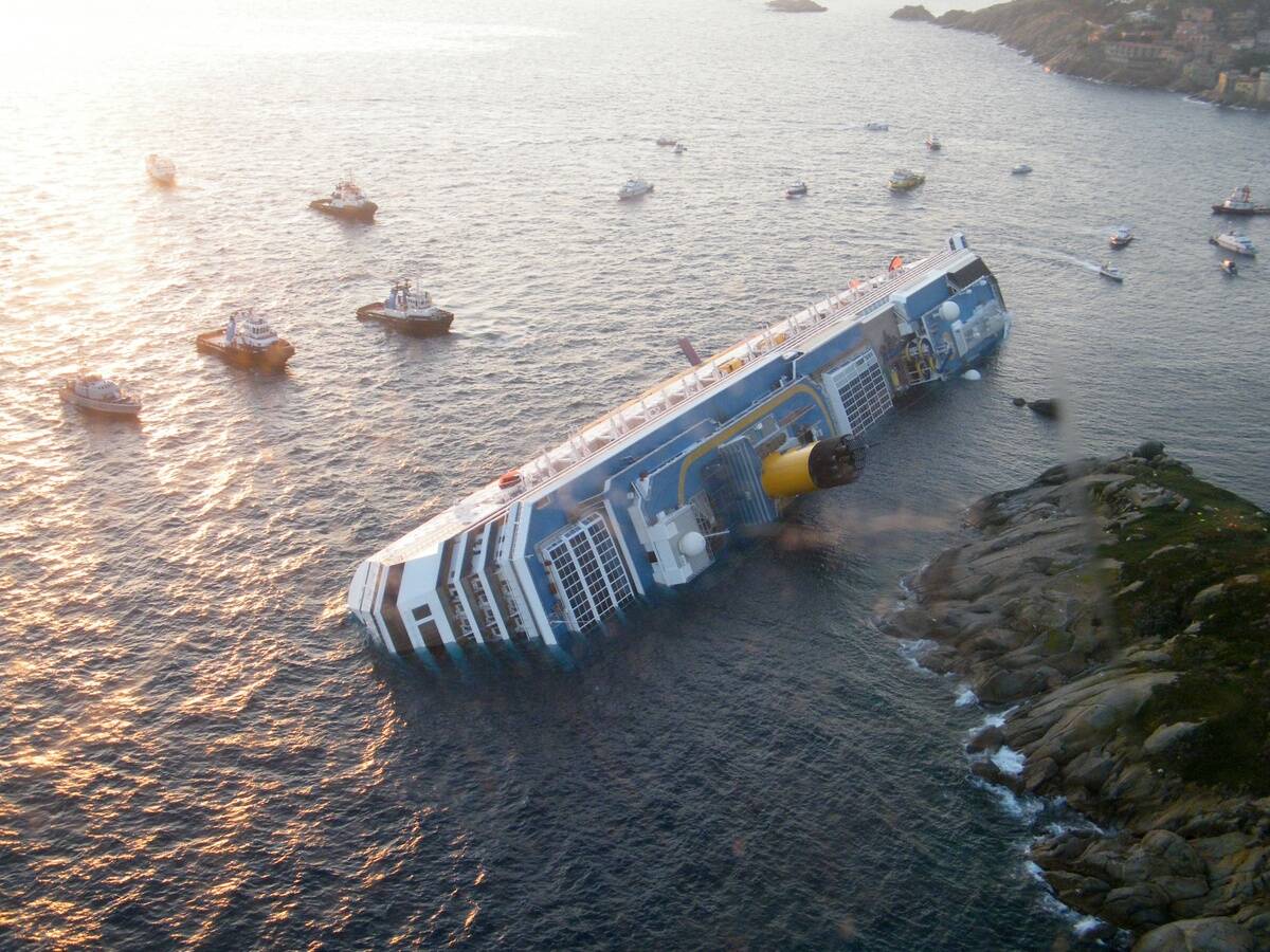 The cruise ship 'Costa Concordia' lies stricken off the shore of the island of Giglio, Italy...