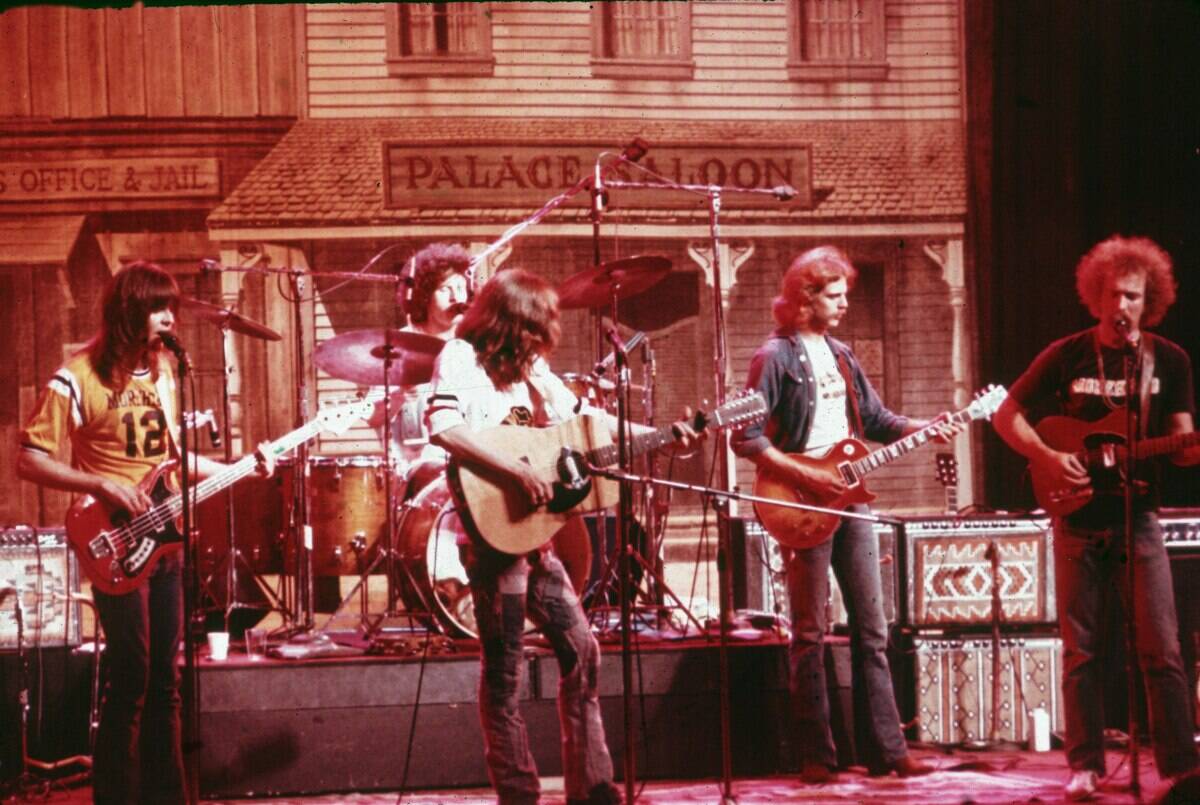 The Eagles Perform