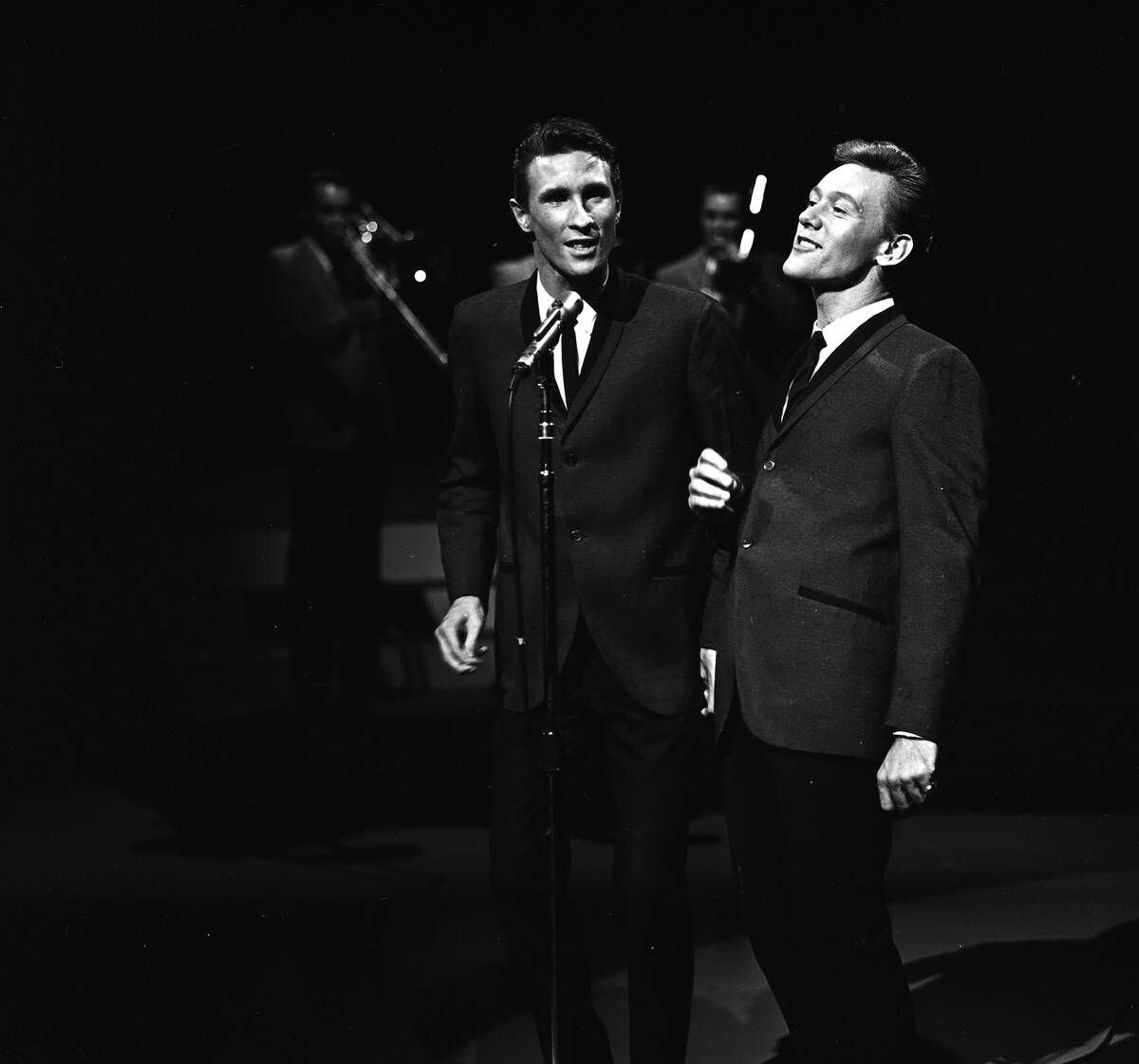 THE RIGHTEOUS BROTHERS