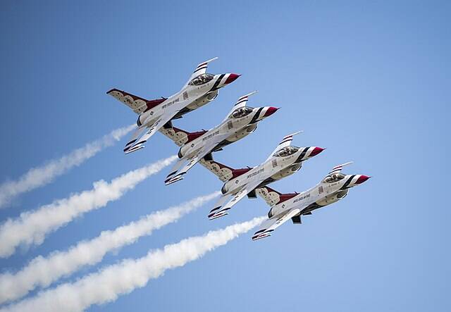 us-air-force-thunderbirds-82769