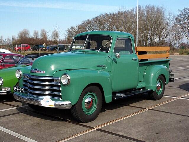 1950_Chevrolet_3100_pict2