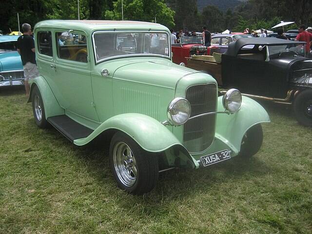 Ford_Model_B_V8