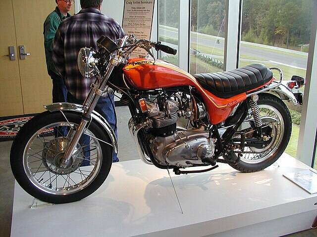 Triumph_X75_Hurricane