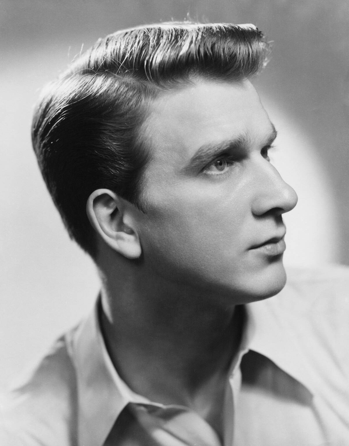 Actor Leslie Nielsen