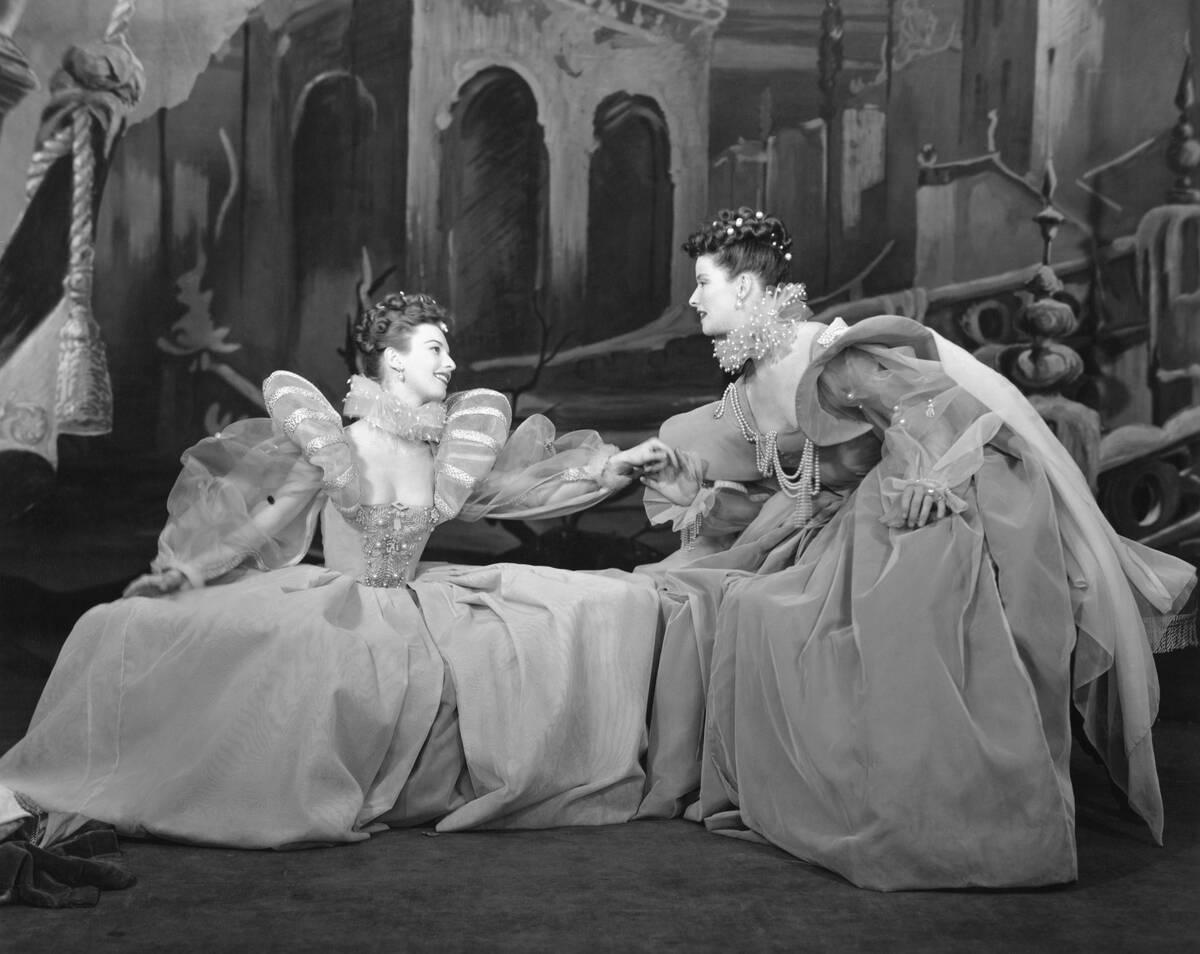 Cloris Leachman and Katharine Hepburn in Play As You Like It