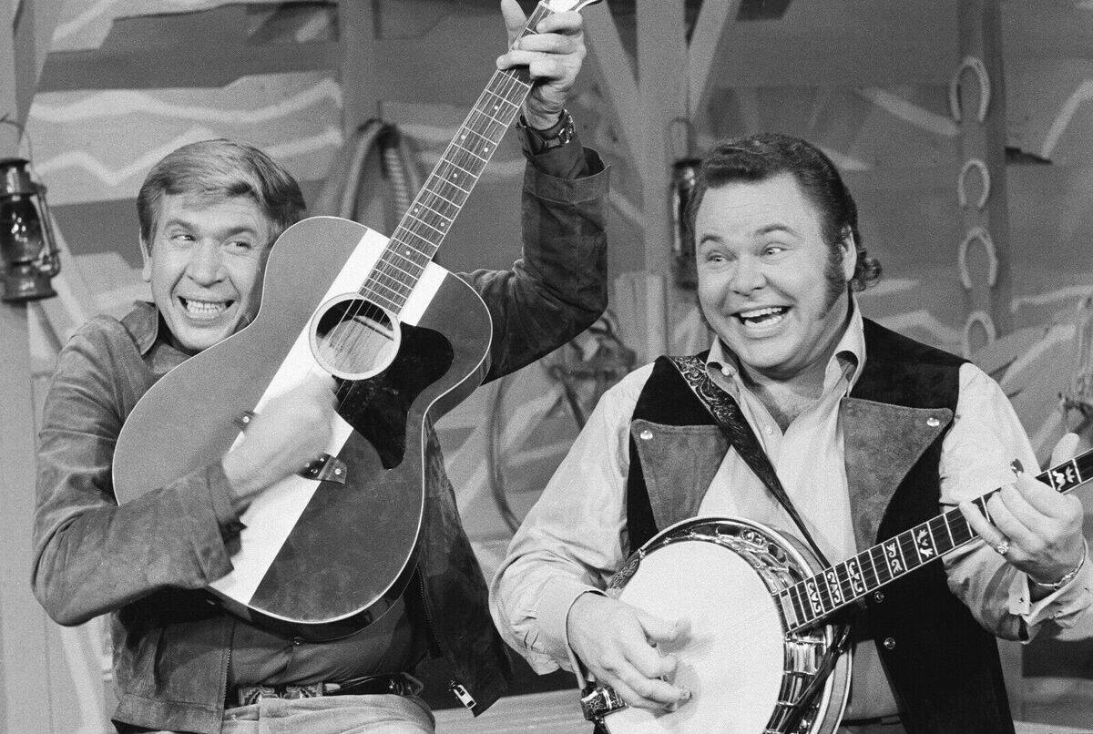 hee-haw_9VElOy