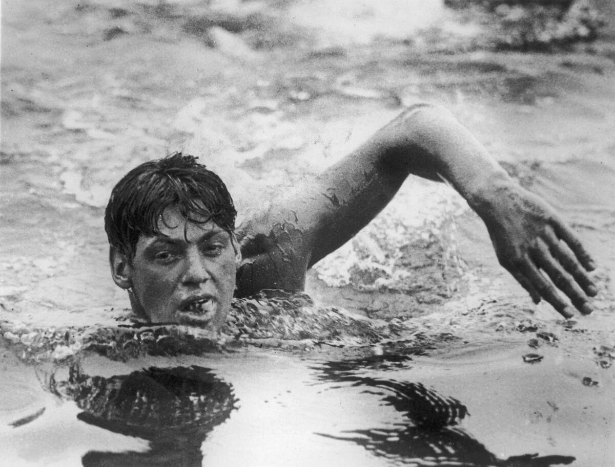Johnny Weissmuller Swimming The Crawl In 1927